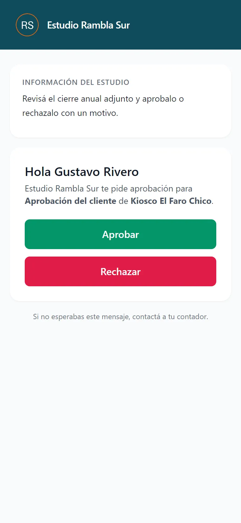 Pantalla en celular que ve el cliente al abrir el link: pedido de aprobación con botones Aprobar y Rechazar.